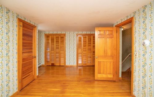 83 Country Way, Taunton MA 02780-1201 exterior