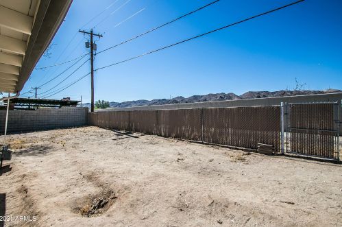 601 Euclid Ave, Phoenix AZ  85042-7622 exterior