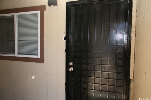 1493 Pearson Ave, San Leandro CA 94577-2437 exterior