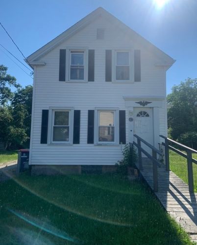 607 Shawmut Ave, New Bedford, MA 02740-4620