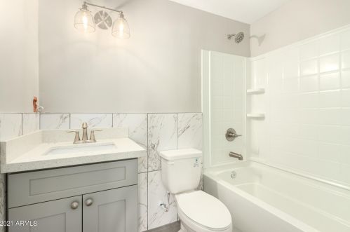 1608 65th Ave, Phoenix AZ 85033-1601 exterior