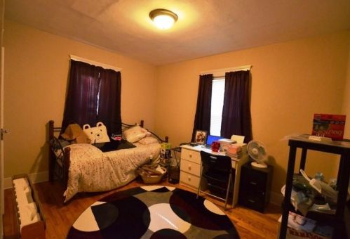 109 Heywood St, Worcester MA 01604-3944 exterior