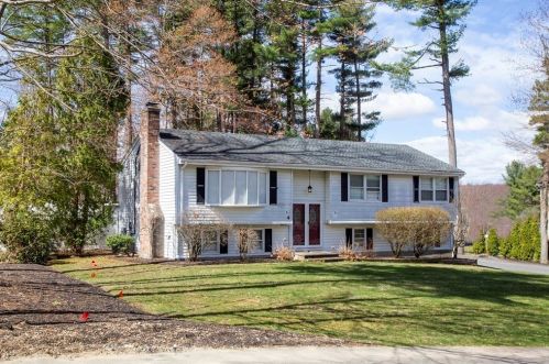 4 Ivy Path, Shrewsbury, MA 01545-1322