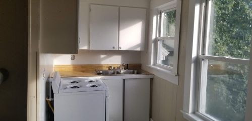 53 Almy St, Fall River MA 02720-2711 exterior