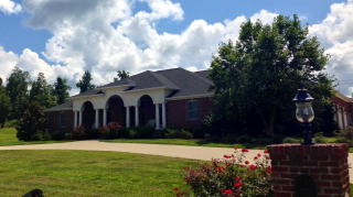 2855 Sawgrass Cir, Madisonville, KY 42431-3892