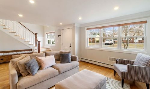 100 Kimball Rd, Dedham MA 02026-3727 exterior