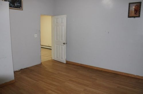 52 Kenneth St, Lawrence MA 01843-2717 exterior