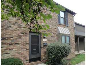 1641 Cindy Ct, Columbus OH  43232-1605 exterior