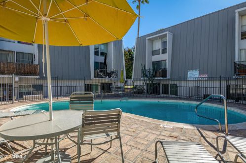 3416 44th St, Phoenix AZ 85018-6050 exterior