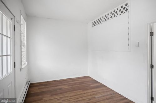 1943 Cooper St, West Deptford NJ 08096-3810 exterior