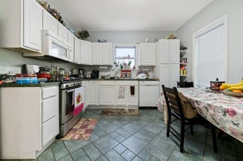 32 Appleton St, Everett MA 02149-1930 exterior