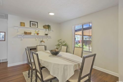 1494 Ridgemark Dr, Sandy UT 84092-3050 exterior