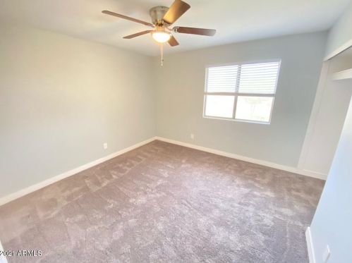 7015 Camelback Rd, Phoenix AZ  85033-1535 exterior