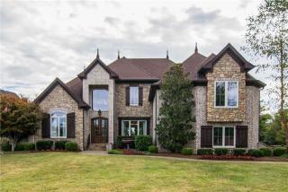 824 Plantation Blvd, Gallatin TN  37066-4496 exterior