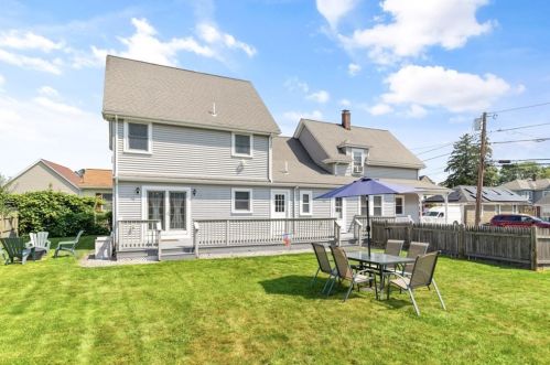 9 Hall Pl, Quincy MA 02169-4027 exterior