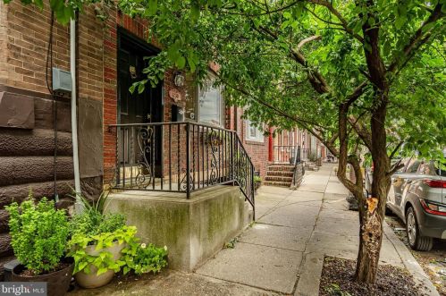 1230 Mckean St, Philadelphia, PA 19148-2208