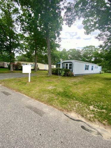 21 Candlelight Dr, Plymouth, MA 02360-5030