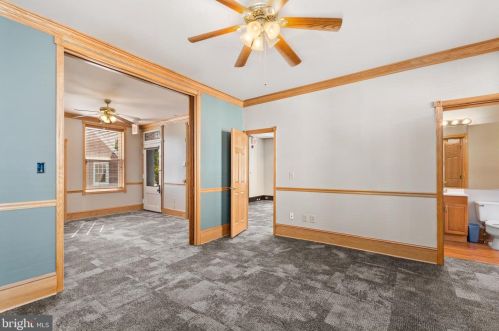 48 Newton Ave, West Deptford NJ 08096-4610 exterior