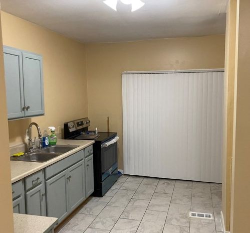 9 Orient St, Worcester MA 01604-2951 exterior