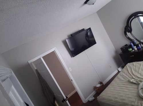 408 Somerset Ave, Taunton MA 02780-4825 exterior