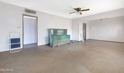 4122 Edgemont Ave, Phoenix AZ 85035-1715 exterior