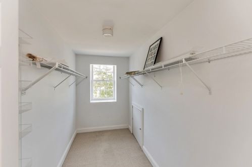 40 Howland St, Needham MA 02492-2901 exterior