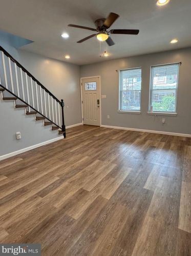 6212 Hazel Ave, Philadelphia PA  19143-2226 exterior