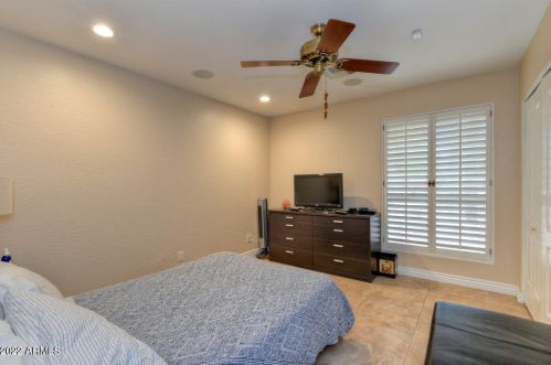 9234 33 Way, Phoenix AZ 85028-4967 exterior