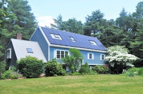 20 Stonebridge Way, East Bridgewater, MA 02333-1561