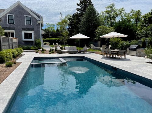 125 Seaview St, Chatham MA 02633-2330 exterior