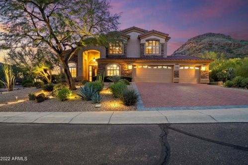 14826 18th Pl, Phoenix, AZ 85022-3925