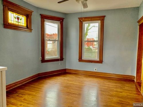 88 Quincy Ave, Kearny NJ  07032-2165 exterior