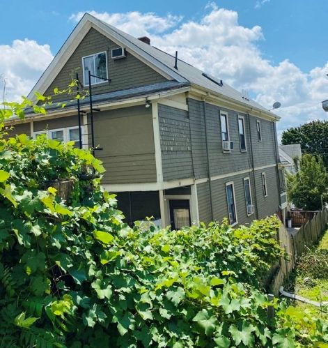 62 Fremont Ave, Everett MA 02149-5022 exterior