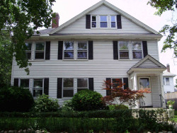 55 Washburn St, Newton, MA 02458-1334