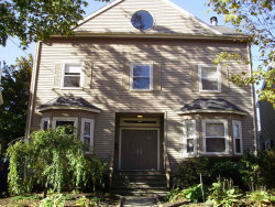 33 Aberdeen St, Newton, MA 02461-1801