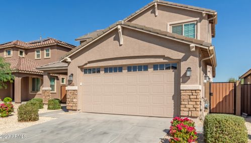 3741 64th Dr, Phoenix, AZ 85043-4513