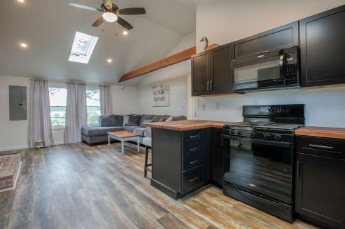 280 Great Pond Rd, Eastham MA  02642-2402 exterior