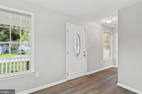 1176 Bayview Ave, Shady Side MD 20764-9523 exterior