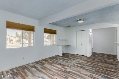 11022 35 Dr, Phoenix AZ 85053-7613 exterior