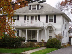 61 Ellison Rd, Newton, MA 02459-1434