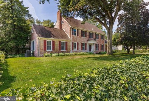 605 Delaware St, West Deptford NJ  08096-1576 exterior