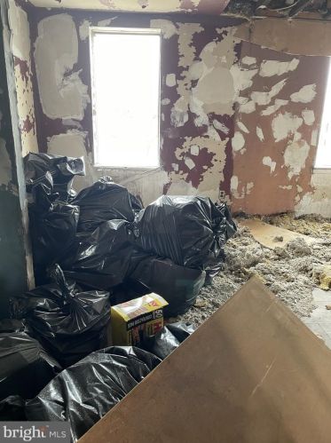 1923 20 St, Philadelphia PA 19145-2801 exterior