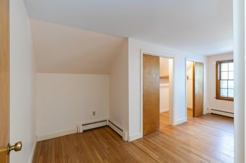 27 Huettner Rd, Falmouth MA 02543-1508 exterior