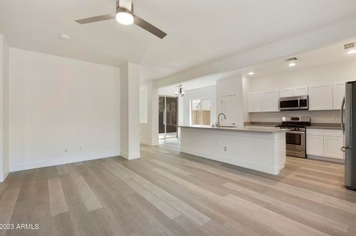 1919 94 Ave, Phoenix AZ 85037-4426 exterior