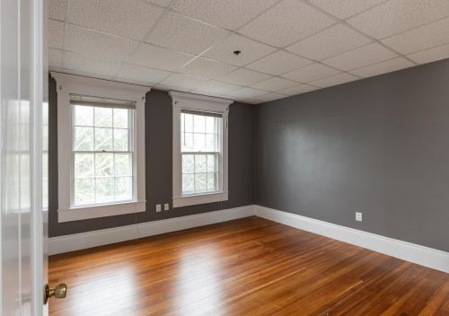 78 Main St, Falmouth MA 02540-3129 exterior