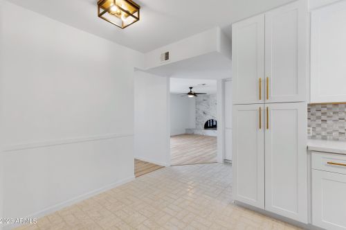 4115 Cinnabar Ave, Phoenix AZ 85020-1734 exterior