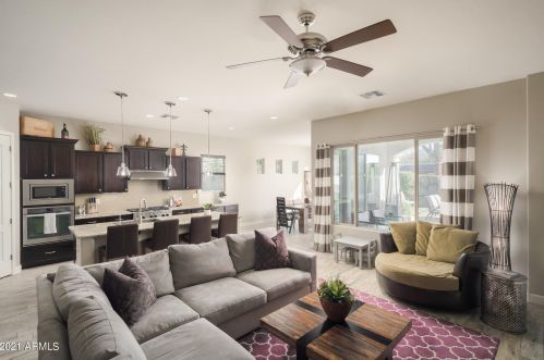 4525 33 Pl, Phoenix AZ 85018-3915 exterior