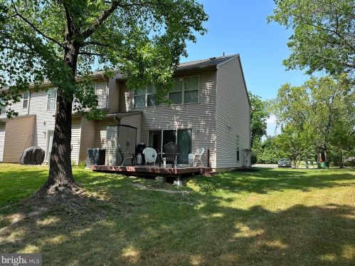 63 Woodbrook Dr, West Deptford NJ  08051-2115 exterior