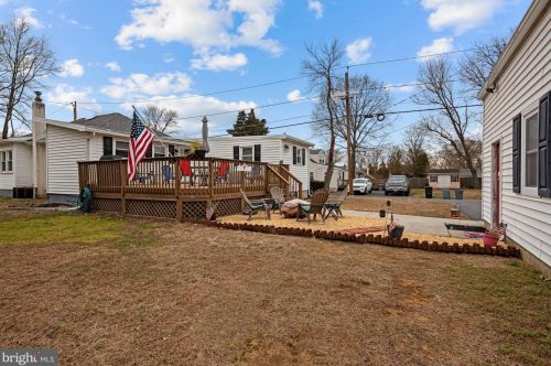 41 Andaloro Way, West Deptford NJ 08093-1640 exterior