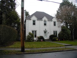 82 Paulson Rd, Newton, MA 02468-1028